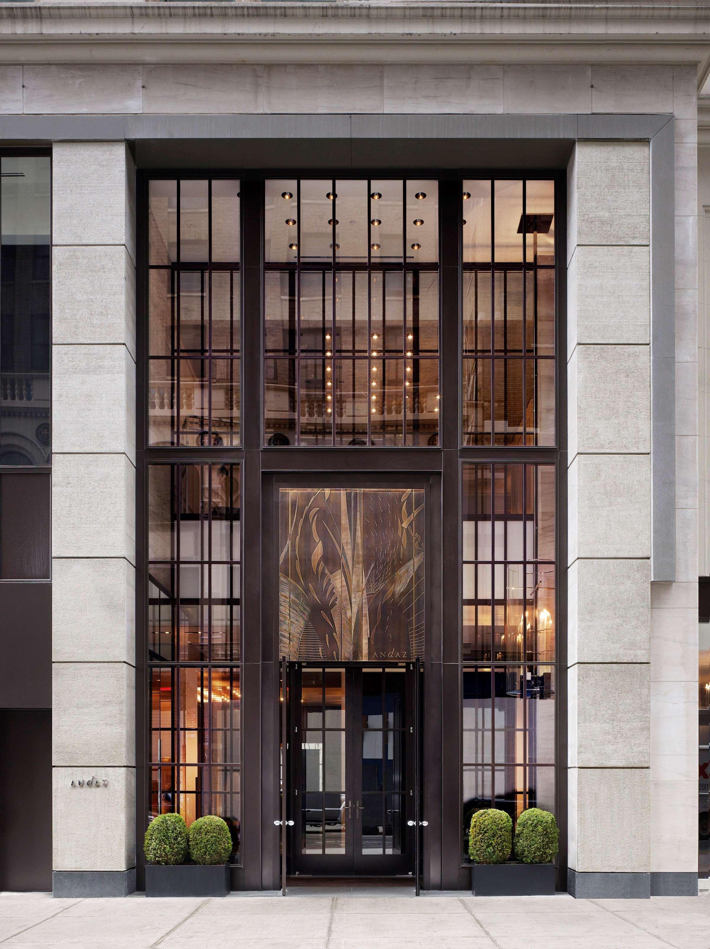 Andaz 5Th Avenue, By Hyatt Hotel New York Exterior photo