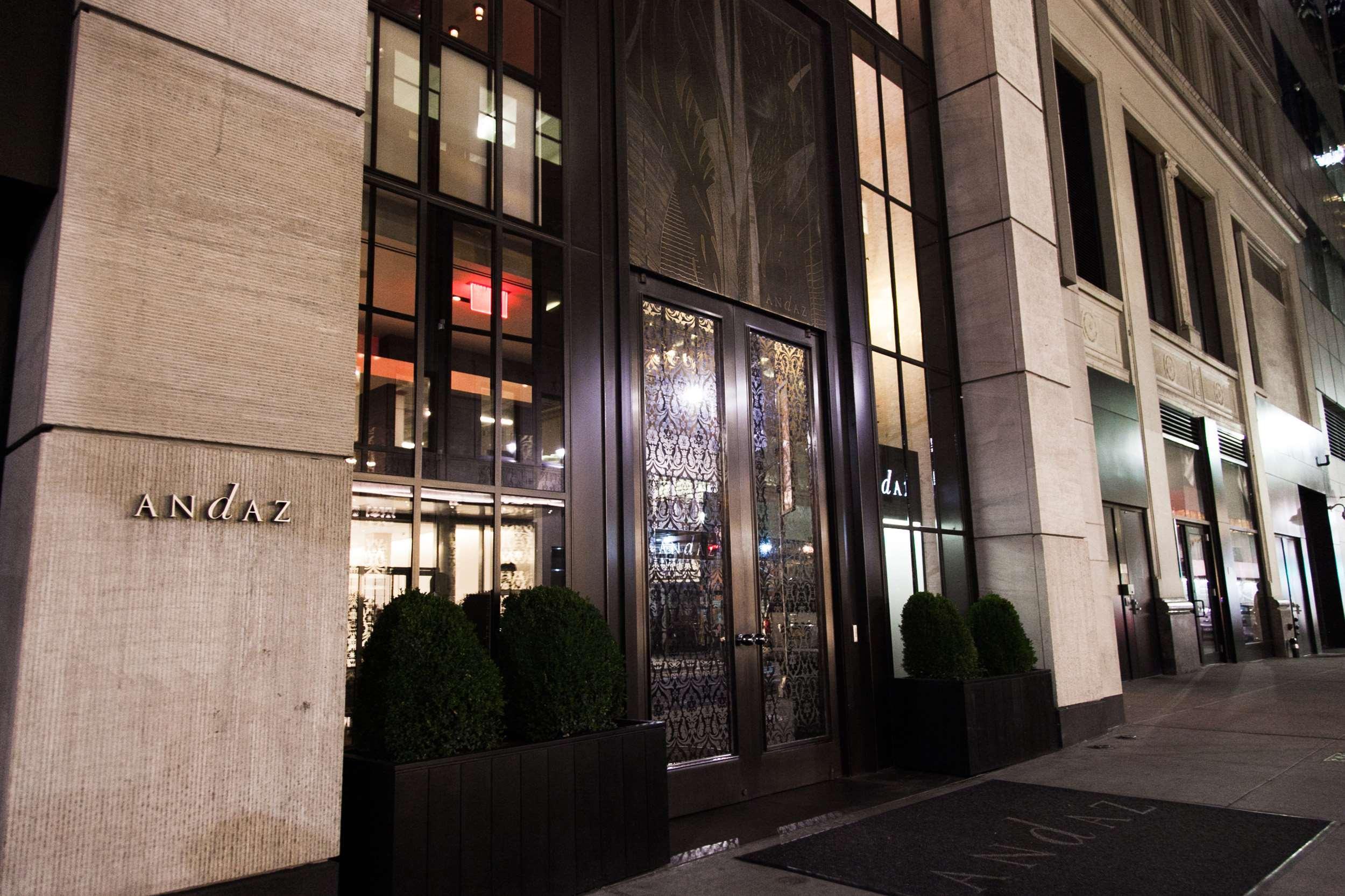 Andaz 5Th Avenue, By Hyatt Hotel New York Exterior photo